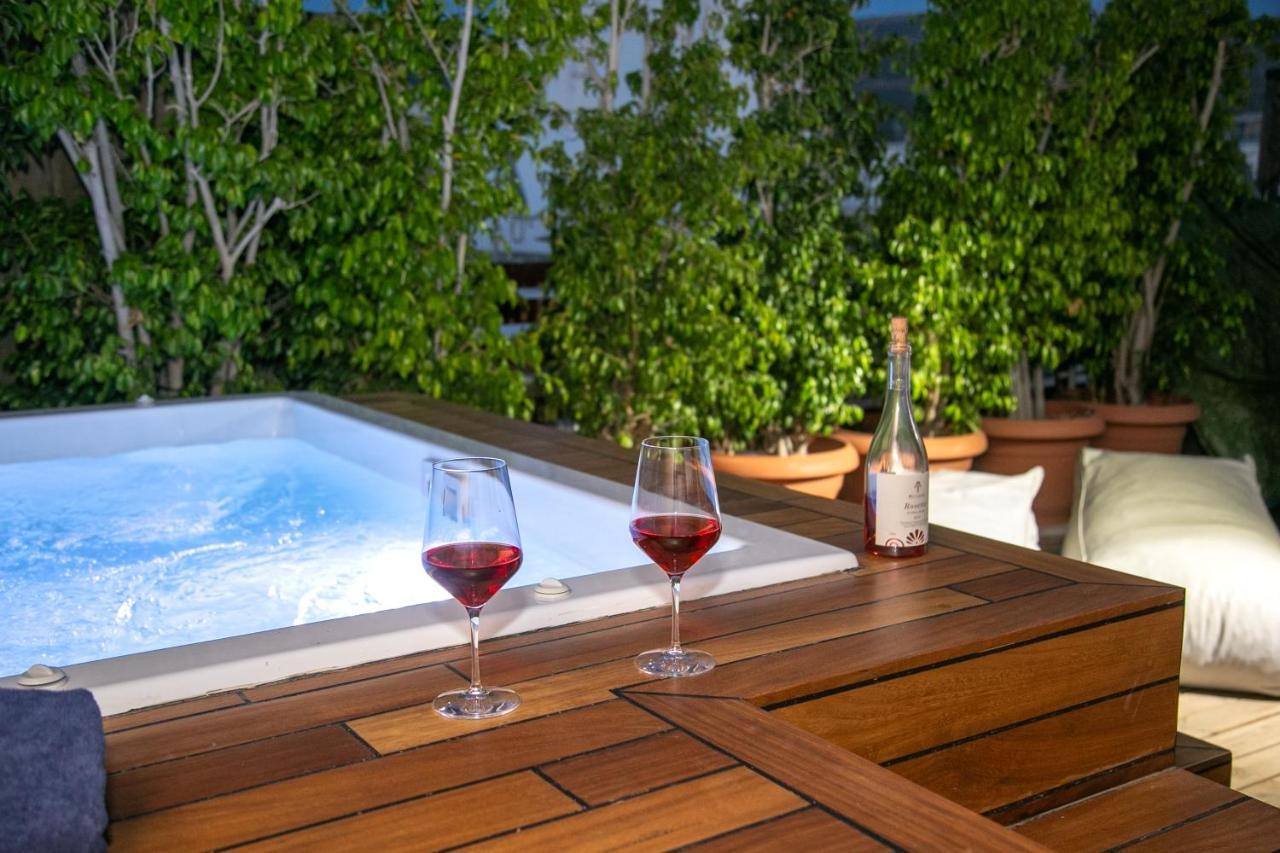 Beautiful Penthouse In Athens With Outside Jacuzzi Lejlighed Eksteriør billede