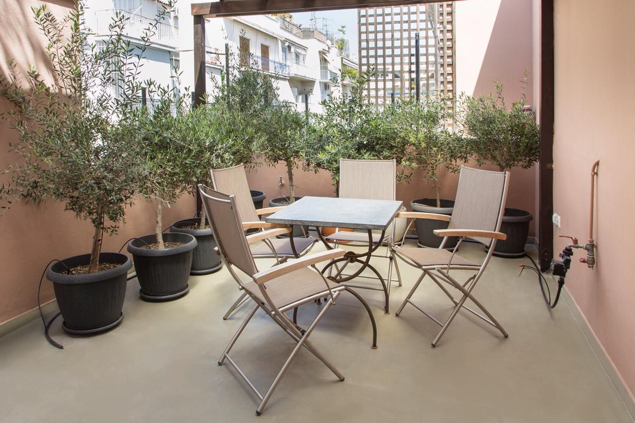 Beautiful Penthouse In Athens With Outside Jacuzzi Lejlighed Eksteriør billede